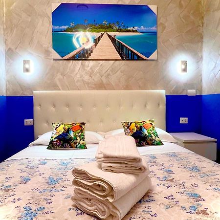רומא Relaxon Guest House מראה חיצוני תמונה
