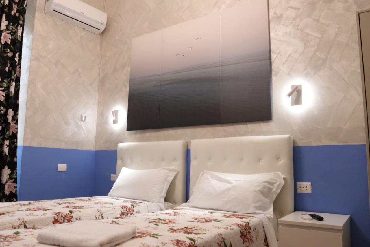 רומא Relaxon Guest House מראה חיצוני תמונה