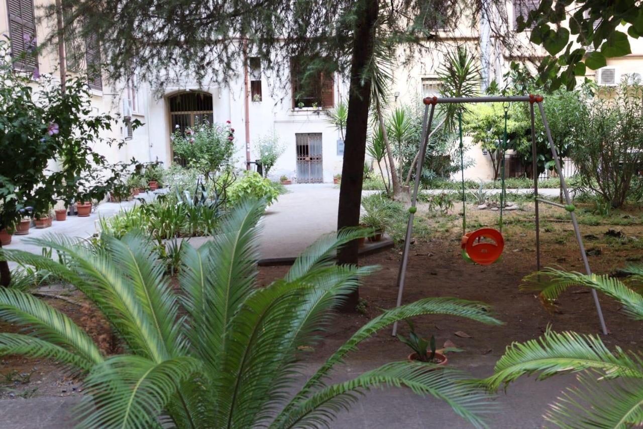 רומא Relaxon Guest House מראה חיצוני תמונה