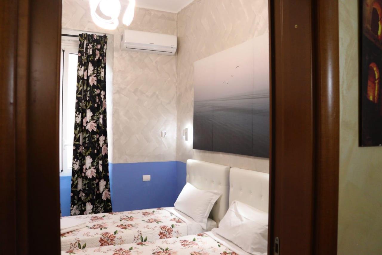 רומא Relaxon Guest House מראה חיצוני תמונה