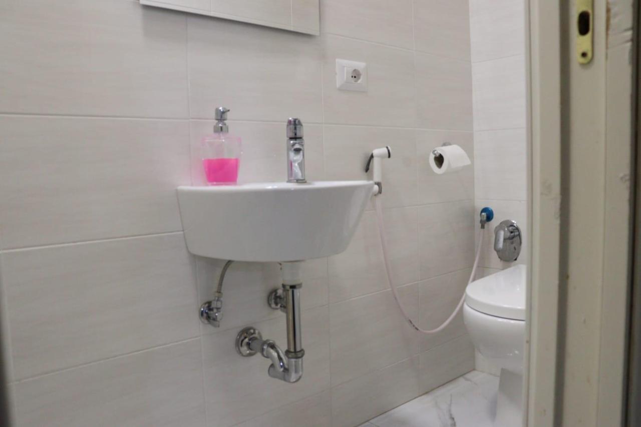 רומא Relaxon Guest House מראה חיצוני תמונה