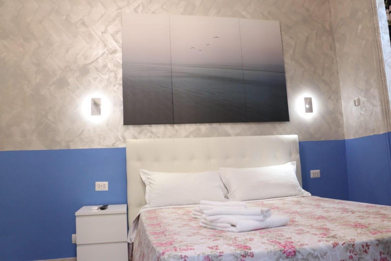 רומא Relaxon Guest House מראה חיצוני תמונה